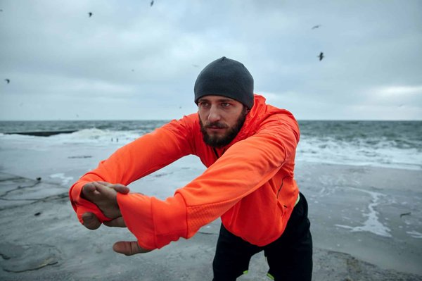 Comment structurer un programme de musculation pour augmenter la force des muscles quadriceps chez les patineurs de vitesse?